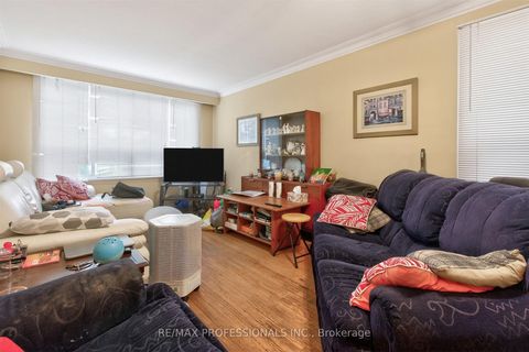 Photo 4 at 132-134 Trowell Avenue, Eglinton West, Toronto