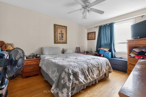 Photo 7 at 132-134 Trowell Avenue, Eglinton West, Toronto