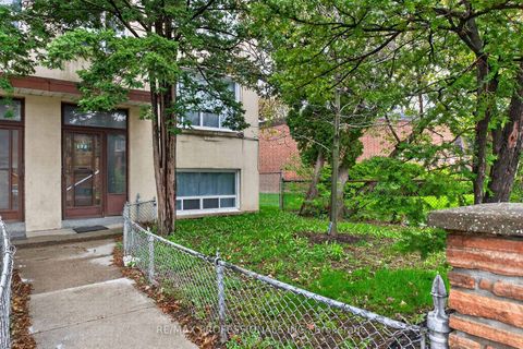Photo 11 at 132-134 Trowell Avenue, Eglinton West, Toronto