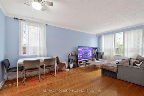 Photo 14 at 132-134 Trowell Avenue, Eglinton West, Toronto