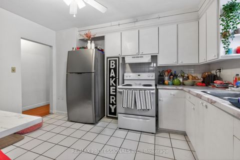 Photo 15 at 132-134 Trowell Avenue, Eglinton West, Toronto