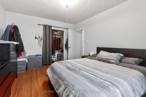 Photo 18 at 132-134 Trowell Avenue, Eglinton West, Toronto