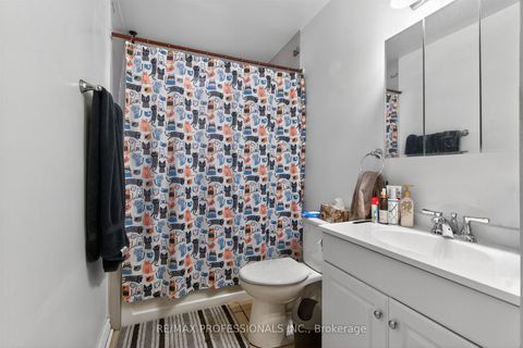 Photo 20 at 132-134 Trowell Avenue, Eglinton West, Toronto