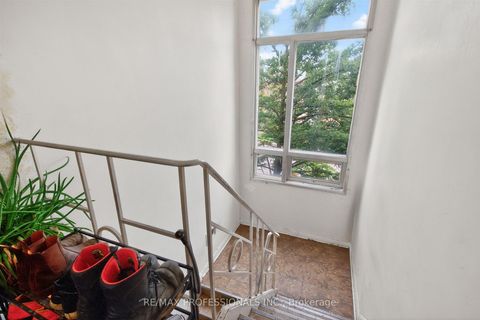 Photo 21 at 132-134 Trowell Avenue, Eglinton West, Toronto