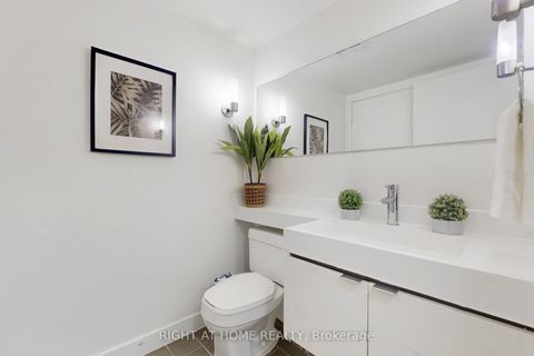 Photo 26 at 727 - 4K Spadina Avenue, Waterfront Communities C1, Toronto