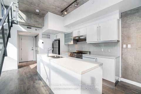 Photo 5 at TH1 - 25 Oxley Street, Waterfront Communities C1, Toronto