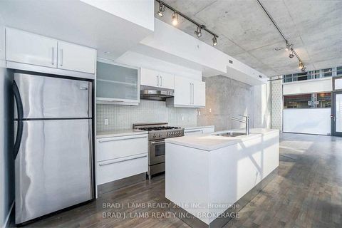 Photo 6 at TH1 - 25 Oxley Street, Waterfront Communities C1, Toronto