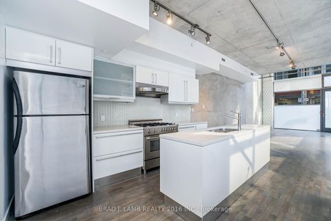 Photo 12 at TH1 - 25 Oxley Street, Waterfront Communities C1, Toronto