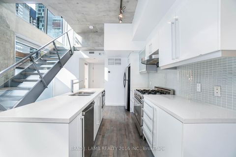 Photo 14 at TH1 - 25 Oxley Street, Waterfront Communities C1, Toronto