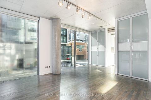 Photo 16 at TH1 - 25 Oxley Street, Waterfront Communities C1, Toronto
