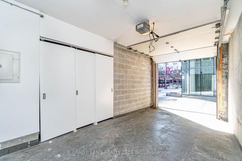 Photo 20 at TH1 - 25 Oxley Street, Waterfront Communities C1, Toronto