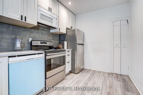 Photo 10 at 342 Glenholme Avenue, Oakwood Village, Toronto