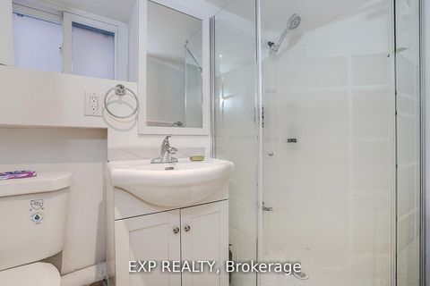 Photo 25 at 342 Glenholme Avenue, Oakwood Village, Toronto