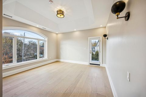 Photo 33 at 1 Lynnhaven Road, Lawrence, Toronto
