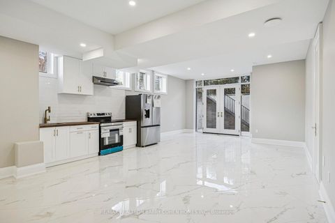 Photo 40 at 1 Lynnhaven Road, Lawrence, Toronto