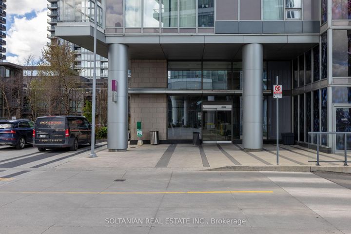 Photo 2 at 3302 - 121 Mcmahon Drive, Bayview Village, Toronto