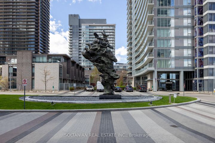 Photo 4 at 3302 - 121 Mcmahon Drive, Bayview Village, Toronto
