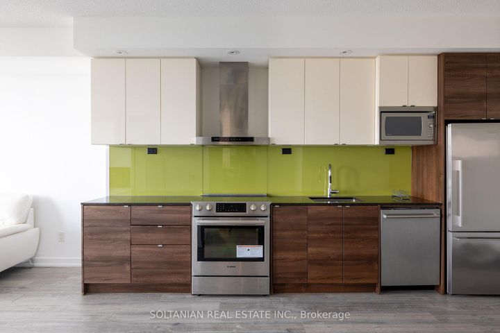 Photo 11 at 3302 - 121 Mcmahon Drive, Bayview Village, Toronto