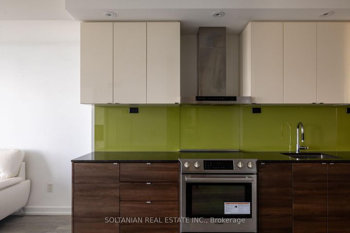 Photo 12 at 3302 - 121 Mcmahon Drive, Bayview Village, Toronto