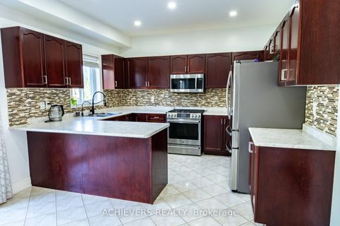 Photo 16 at 19 Thrushwood Drive, 400 West, Barrie