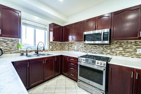 Photo 17 at 19 Thrushwood Drive, 400 West, Barrie