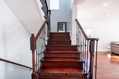 Photo 20 at 19 Thrushwood Drive, 400 West, Barrie