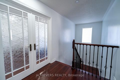 Photo 23 at 19 Thrushwood Drive, 400 West, Barrie