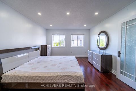 Photo 25 at 19 Thrushwood Drive, 400 West, Barrie