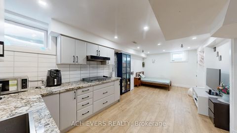 Photo 43 at 19 Thrushwood Drive, 400 West, Barrie