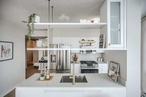 Photo 11 at 1708 - 3 Navy Wharf Court, Waterfront Communities C1, Toronto