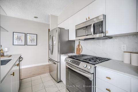 Photo 16 at 1708 - 3 Navy Wharf Court, Waterfront Communities C1, Toronto