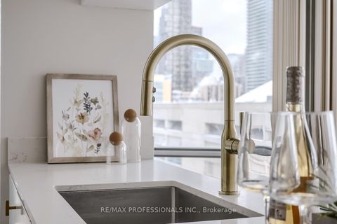 Photo 17 at 1708 - 3 Navy Wharf Court, Waterfront Communities C1, Toronto