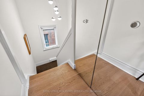 Photo 14 at 25 Lorindale Avenue, Lawrence Park North, Toronto