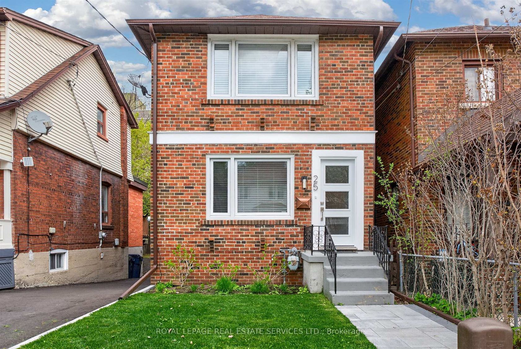 25 Lorindale Avenue, Lawrence Park North, Toronto 