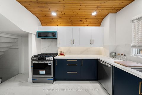 Photo 14 at 134 Helendale Avenue, Eglinton, Toronto