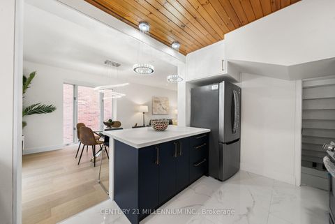 Photo 15 at 134 Helendale Avenue, Eglinton, Toronto