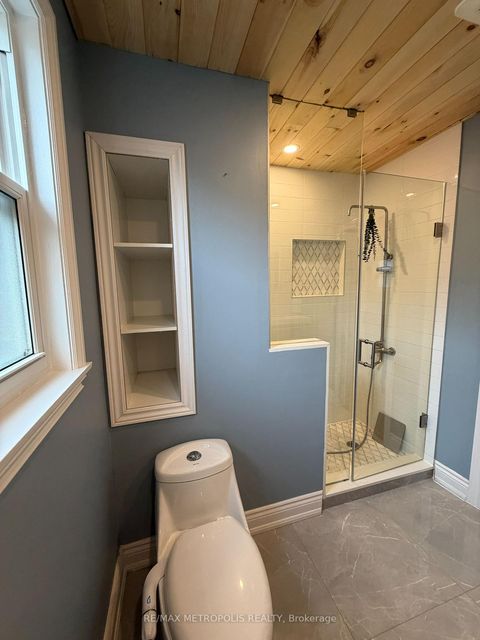 Photo 9 at 37 Lynvalley Crescent, Maryvale, Toronto