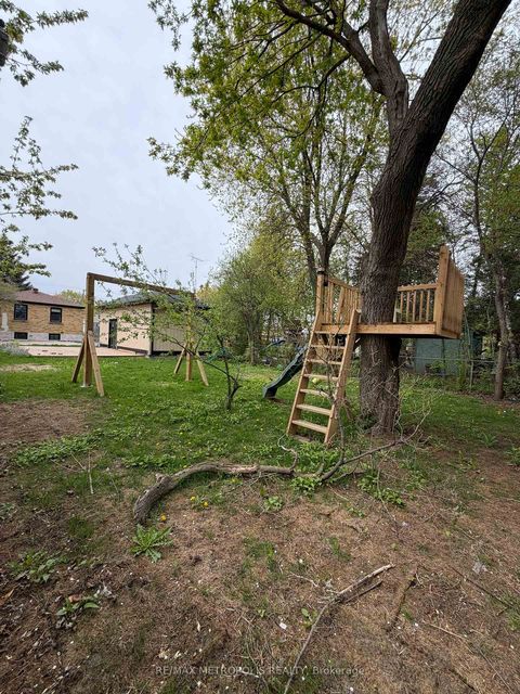 Photo 26 at 37 Lynvalley Crescent, Maryvale, Toronto
