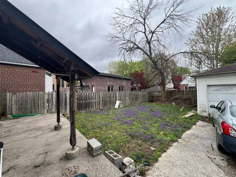 Photo 2 at 155 William Street, Weston, Toronto