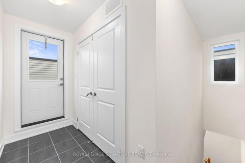 Photo 27 at 9 - 12860 Yonge Street, Oak Ridges, Richmond Hill