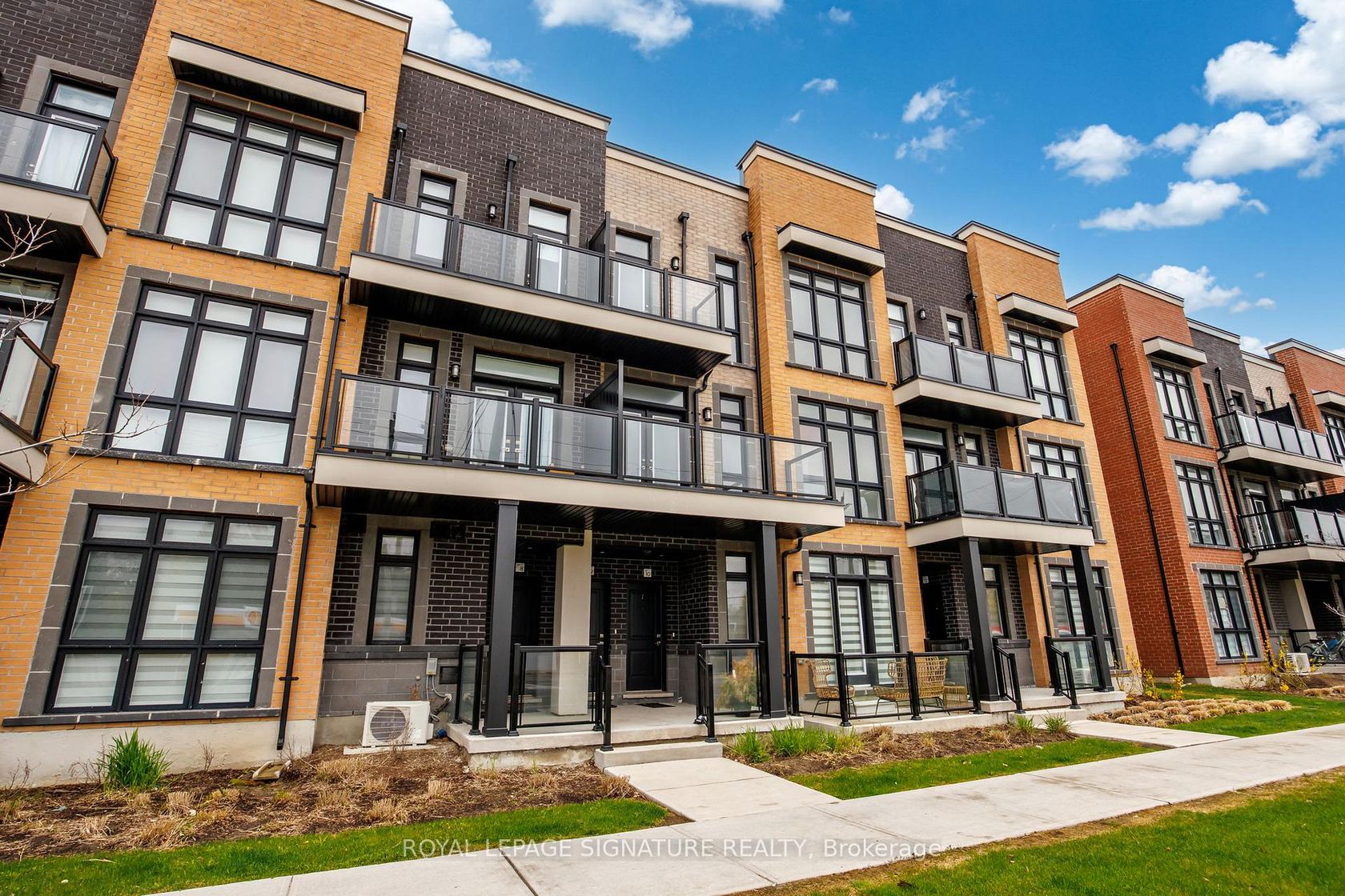 9 - 12860 Yonge Street, Oak Ridges, Richmond Hill photo 0