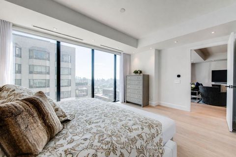 Photo 16 at 2703 - 200 Cumberland Street, Annex, Toronto