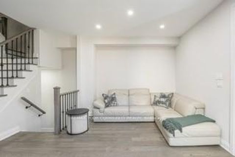 Photo 6 at 65 Bristlewood Crescent, Patterson, Vaughan