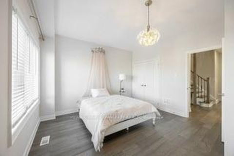 Photo 19 at 65 Bristlewood Crescent, Patterson, Vaughan