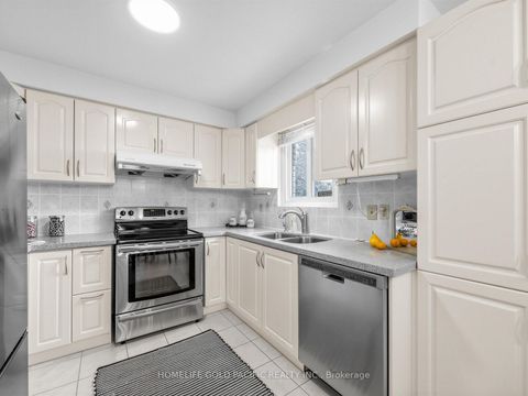 Photo 9 at 10 O'Shea Crescent, Don Valley Village, Toronto