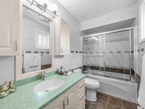 Photo 20 at 10 O'Shea Crescent, Don Valley Village, Toronto