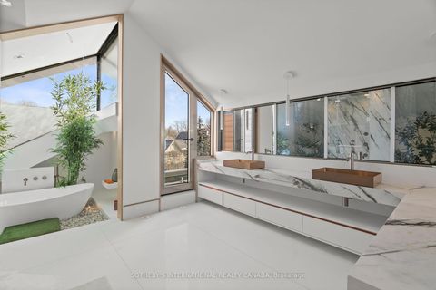 Photo 24 at 210 Glenayr Road, Forest Hill South, Toronto