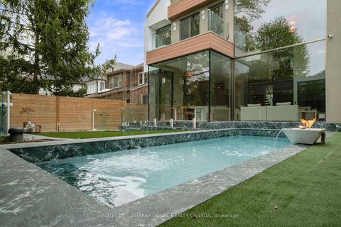 Photo 30 at 210 Glenayr Road, Forest Hill South, Toronto