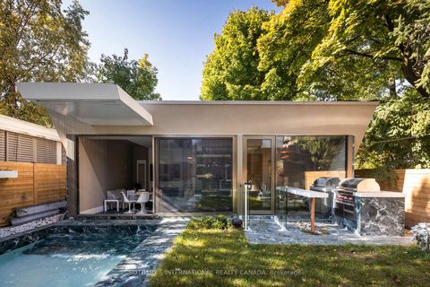 Photo 38 at 210 Glenayr Road, Forest Hill South, Toronto