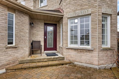 Photo 3 at 30 Lang Drive, Northwest, Barrie